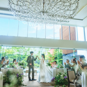 大切なゲストに見守られて様々な演出も可能|松山モノリスの写真(54484027)