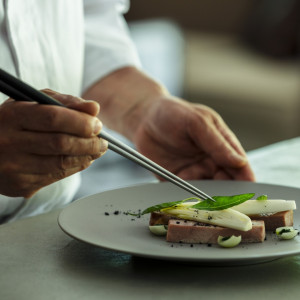 こだわり抜いたメインディッシュ|松山モノリスの写真(54504097)