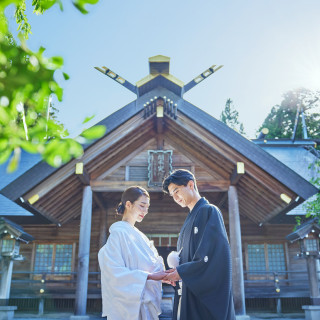 神前式後のお披露目の食事会もお承りしています