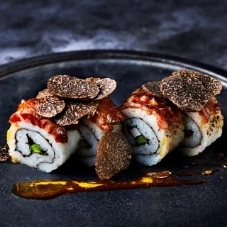 五感を覚醒させる美しい料理が、かけがえのない時間をさらに華やかに昇華させる