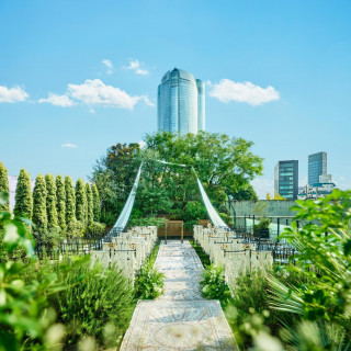 最上階にある挙式の為に作られた「ガーデンチャペル」