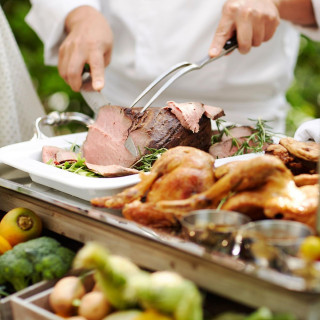 【BIGフェア】厳選グリルビュッフェ体験*シェフが目の前で焼き上げる【国産牛・特選ポークetc.】