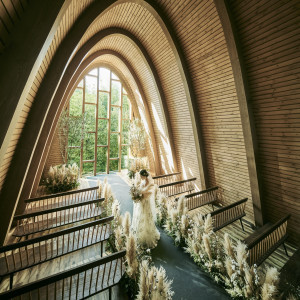 「森のマナーホール」
すべて本物の木を使った
純粋木造建築のセレモニー会場|Maison de Forest（メゾン・ド・フォレスト）の写真(12835723)