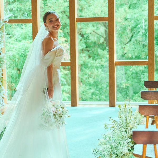 花嫁の美しさが際立つドレス姿を創りだす、細やかなフィッティングから挙式当日のドレスアップまでサポートいたします。|Maison de Forest（メゾン・ド・フォレスト）の写真(61199447)