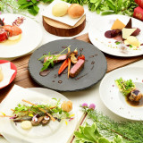 食材、調理方法、食器、すべて妥協しないこだわりのフレンチコースをご用意。