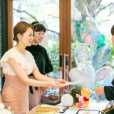 受付スペースも広々♡お洒落なカフェを貸切できるので待ち時間もゆったり過ごして頂けます♪