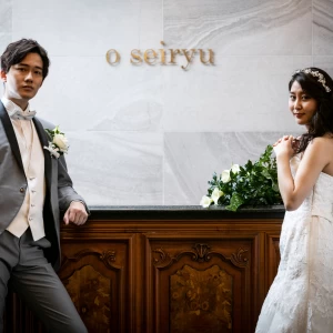 ロビーでのオフショットも貸切のゲストハウスならでは撮影スポットです|Casa Noble OSEIRYU（カーザノーブレオセイリュウ）の写真(15646061)