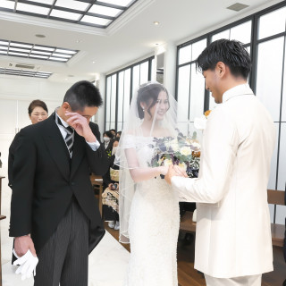 皆様から承認の証をいただいて、お二人の門出をご祝福。