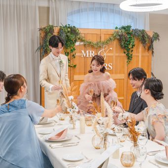 お顔あわせを兼ねた和やかなお食事も。
