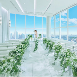 残▲3.2万GIFT\ドレス選び放題&140万特典/絶景挙式×豪華試食