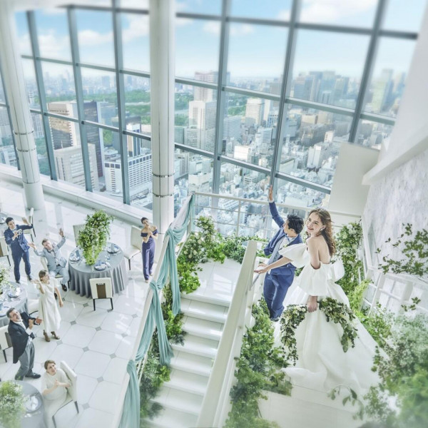 【全員に】ドレス＆タキシードプレゼント！まずはブライダルフェアにご参加を