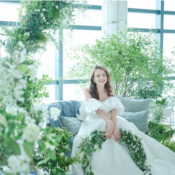 【全員に】ドレス＆タキシードプレゼント！まずはブライダルフェアにご参加を