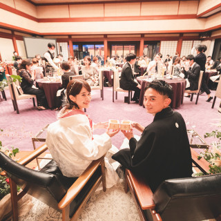 和モダンな披露宴会場