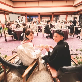 和モダンな披露宴会場