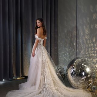 フォーシーズンズホテル京都（Four Seasons Hotel Kyoto）のドレス・衣装の写真（1枚目）
