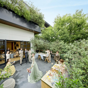 今までにない結婚式でゲストも忘れられない結婚式に！