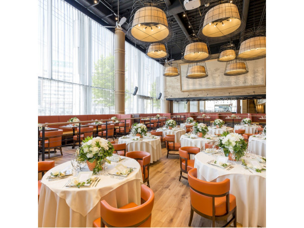 レストランウエディング