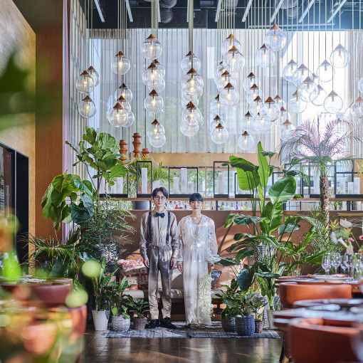 オン ア ターブル