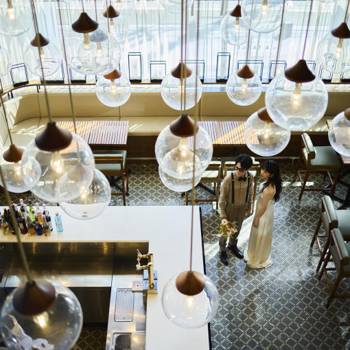 オン ア ターブル