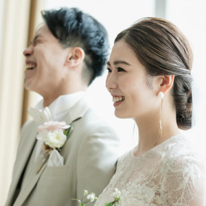 挙式中は大切なゲスト様に囲まれて愛を誓う為リラックスして過ごせます|The 33 Sense of Wedding(ザ・サーティースリー・センス・オブ・ウエディング)の写真(20389399)