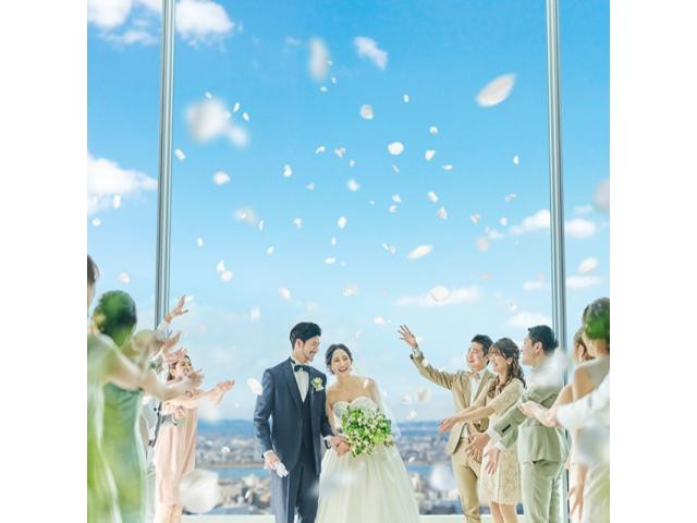 【大阪駅より徒歩5分&新大阪駅よりバスで10分の好アクセス】