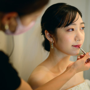 ヘアメイク担当がご新婦様の美しさを引き立てます|山手十番館ウエディング ハウス&ガーデンの写真(43389747)