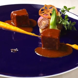 【平日限定】★5月BIG★無料試食付！1件目来館で衣装15万円OFF＊