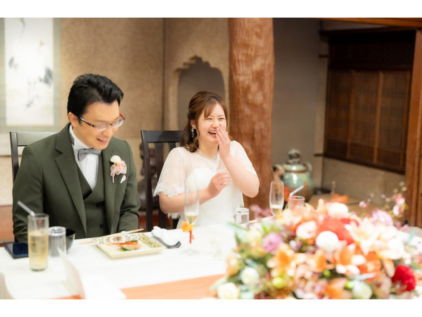 歴史を感じる有形文化財の大広間