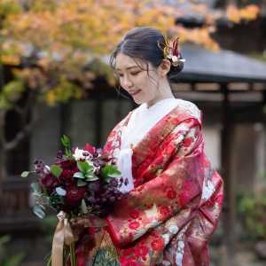 生花、ヘッドドレス、金箔、水引など、お好みのヘアアレンジパーツにご対応いたします。|二葉楼の写真(46993628)