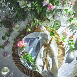 専属フローリストがおふたりらしいコーディネートをお作りします|ノートルダム下関/FIVESTAR WEDDINGの写真(50588307)