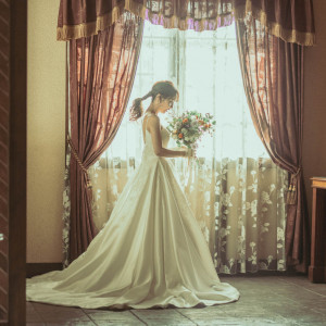 逆光も美しい演出に|ノートルダム下関/FIVESTAR WEDDINGの写真(50588634)