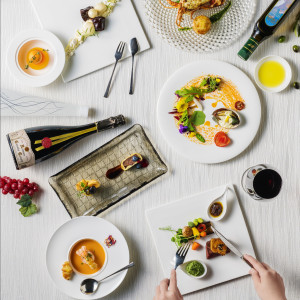 地産地消や旬の食材を使用した色鮮やかなコース料理の数々|ノートルダム下関/FIVESTAR WEDDINGの写真(50587942)