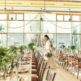 The Sun Room(ナチュラルスタイル)木目調の会場にはナチュラルコーデが良く映える☆