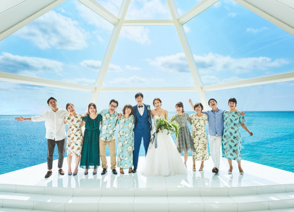 アートグレイスオーシャンフロントガーデンチャペル沖縄の結婚式費用