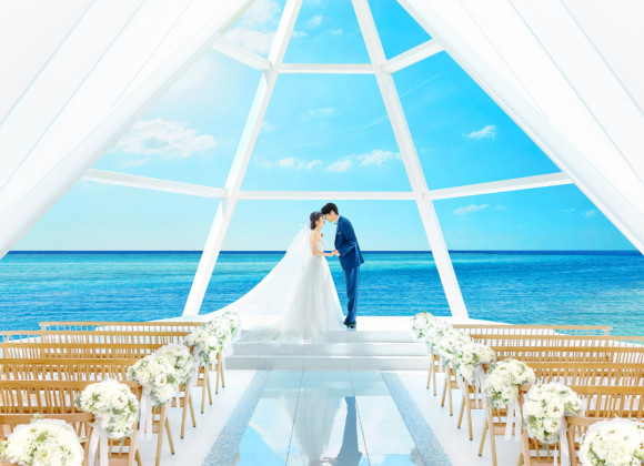 少人数結婚式｜アートグレイスオーシャンフロントガーデンチャペル沖縄