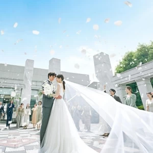 組数限定◆憧れ叶える花嫁体験＼最大120万／2万試食＆緑溢れる感動挙式