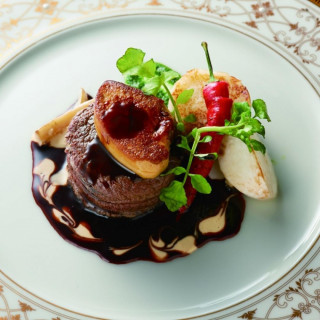 <金曜限定>国産牛フィレ×フォアグラ&世界のプティフル試食