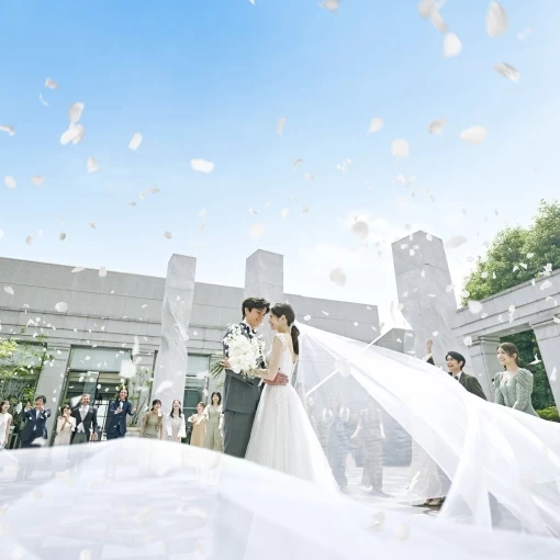 ザ ストリングス 表参道