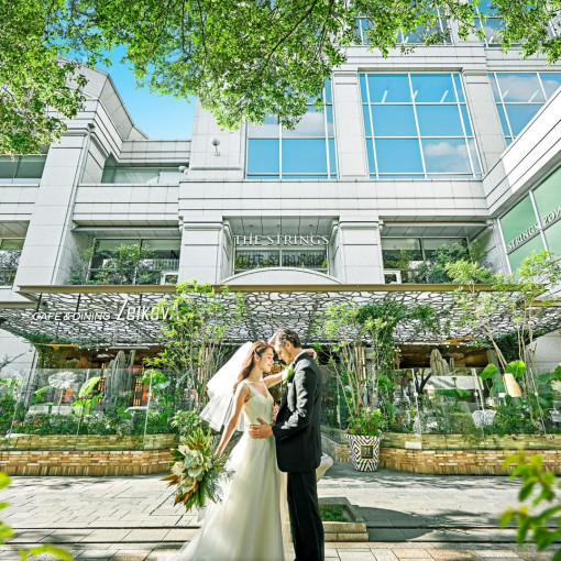 ザ ストリングス 表参道