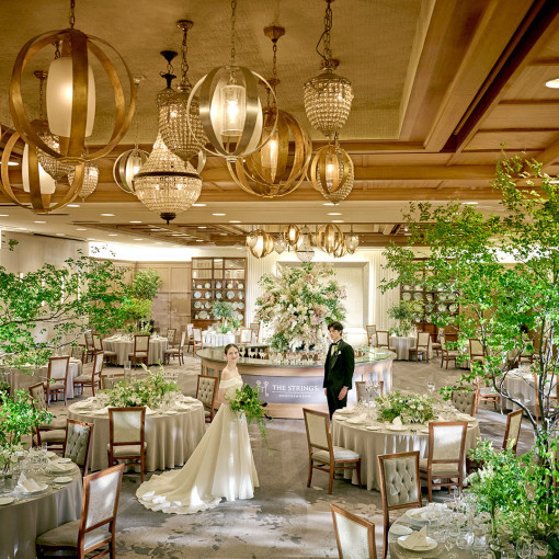 ザ ストリングス 表参道