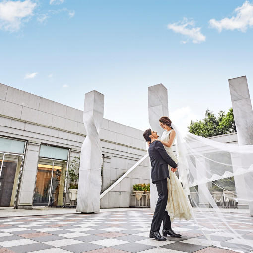 ザ ストリングス 表参道