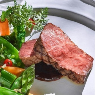 【黒毛和牛&フォアグラ】2.5万円相当試食×1万円ギフトカタログ付