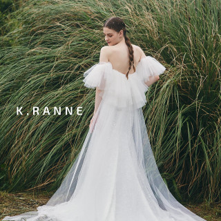 高品質のブランドから幅広く衣装が揃う