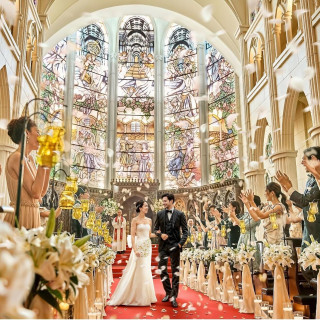 【年内限定*1.8万ギフト】ステンドグラス大聖堂＆和牛コース試食