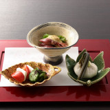 祝宴料理基本の八寸盆