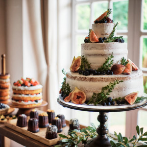 甘く華やかな香りに包まれて、ゲストの笑顔が自然とこぼれる。  
そんな温かな幸せの時間をお届け|ensoleille（アンソレイユ）の写真(54763089)