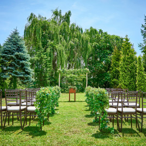 一歩外に出れば、広がる豊かな自然。  爽やかな緑と澄みわたる空気に包まれた、絵画のように美しいガーデン挙式|ensoleille（アンソレイユ）の写真(54762248)