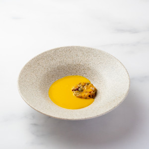 「旬を食べるポタージュ」スープの概念を超えた食べるスープ。野菜の深み感じる、ほっこりと温まる一品|チャペル・ド・コフレ札幌の写真(34305047)