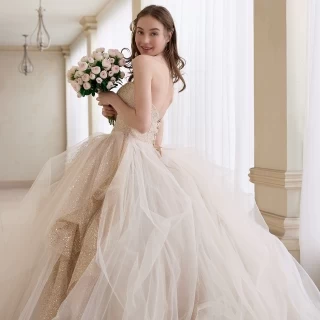ドレスブランド「marry」とのコラボドレスの【Golddress♡】や【パールのお袖ドレス】が入荷！ララシャンスでしか着用できないオリジナル♪