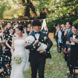 【おふたりの愛犬も一緒に!】ワンちゃんウェディング